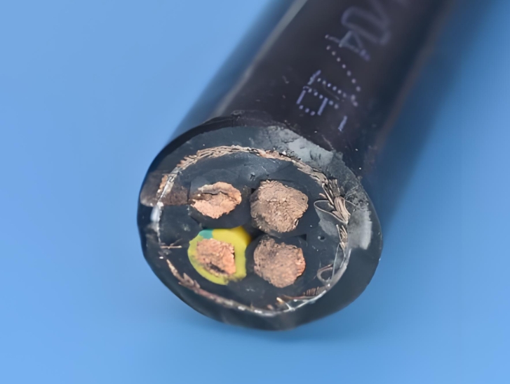 電線電纜生產(chǎn)工藝流程和結(jié)構(gòu)越復(fù)雜，疊加的層次就越多.jpg
